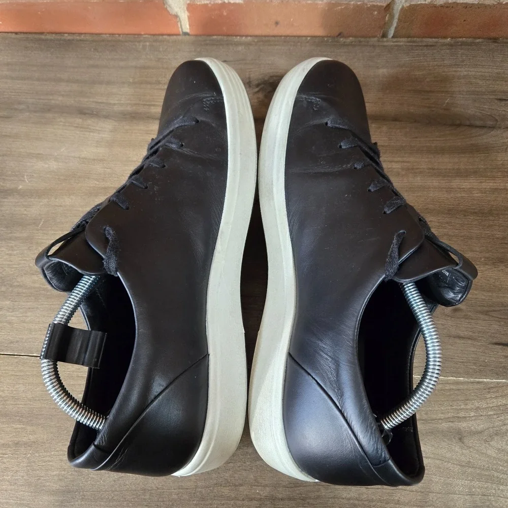 ECCO Shoes Soft 7 Men's Size 11-11.5 U.S (45) city Black Leather Low Top Lace Up